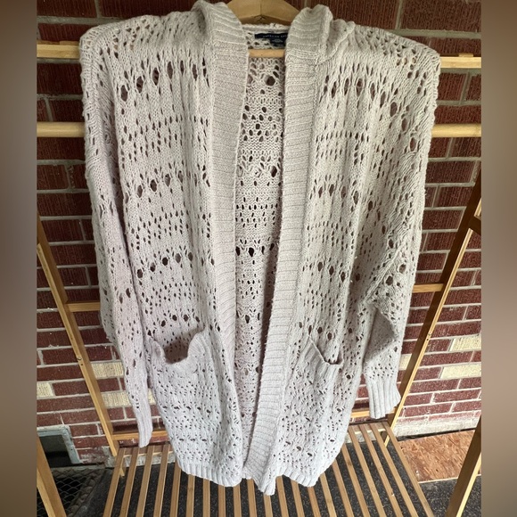 AE crochet hooded cardigan - Picture 4 of 8